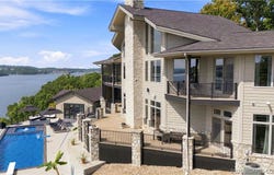 1104 Beacon Pointe Circle, Lake Ozark, MO 65049
