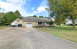 166 S DOZIER Road, Moyock, NC 27958