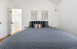 170 Beach 92, Far Rockaway, NY 11693