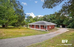 7394 Spaceview Dr, Saraland, AL 36571