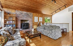 4 Alan Road, Danbury, CT 06810