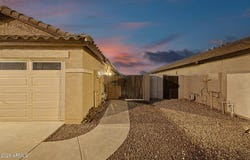 3247 S LOBACK Lane, Gilbert, AZ 85297