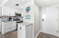 1040 Hwy 98 E, Destin, FL 32541