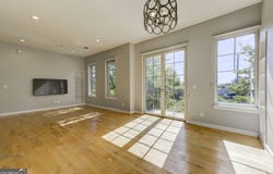 1430 Dresden Drive NE, Brookhaven, GA 30319