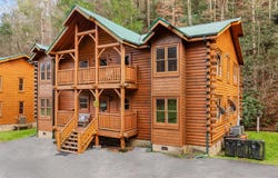 315 Caney Creek Road, Pigeon Forge, TN 37863