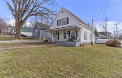 301 E Webster Avenue, Ava, MO 65608