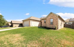 586 Crepe Myrtle, Cabot, AR 72023