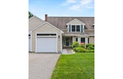 10 Shiretowne Common Drive, Kennebunk, ME 04043