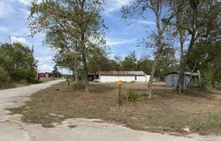 406 Whitt Street, Groesbeck, TX 76642