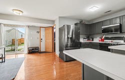 855 Symphony Drive, Aurora, IL 60504