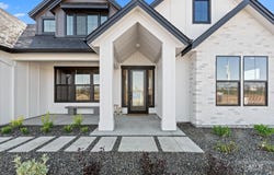 7900 W Flathead Lake St, Eagle, ID 83616