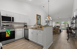 601 Hillside Dr., North Myrtle Beach, SC 29582