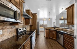 1826 Paint Rd, Cache, OK 73527