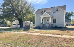 404 S 5th, Humboldt, KS 66748