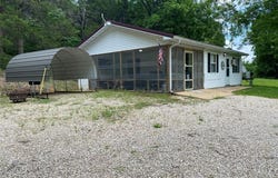 Eminence, MO 65466