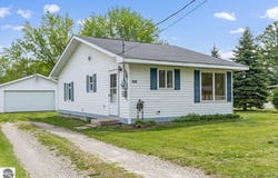 418 E Main Street, Hale, MI 48739