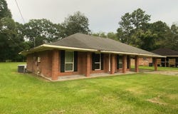 1722 Kennon Dr, Baker, LA 70714