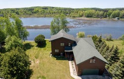 345 N TWIN PINES DRIVE, LAKE LEELANAU, MI 49653