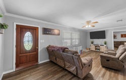 631 N Robinson Drive, Robinson, TX 76706