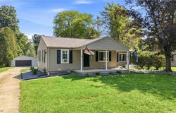 927 Warner Road SE, Brookfield, OH 44403