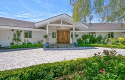 2 El Concho Lane, Rolling Hills, CA 90274