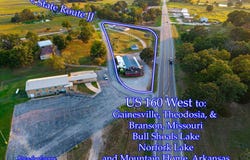 10135 CR 8010, West Plains, MO 65775