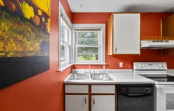 926 Duff Avenue, Ames, IA 50010