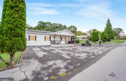201 14TH Avenue, RANSON, WV 25438