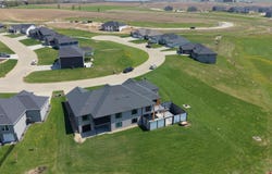 215 Solomia Court, Peosta, IA 52068