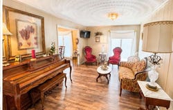 43 Redwood, Honaker, VA 24260