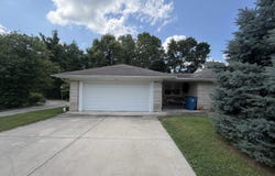 101 E College Avenue, Culver, IN 46511