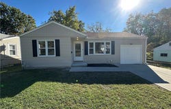 11113 E 25th Street, Independence, MO 64052