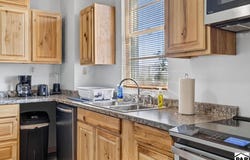 318 E Goddard Ave, Trinidad, CO 81082