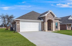 1100 Ari Avenue, Centerton, AR 72719