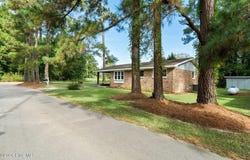 67 Thomas Avenue, Chadbourn, NC 28431