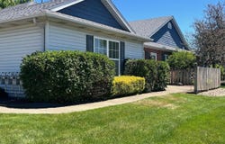 532 Heather Woods Drive, Elyria, OH 44035