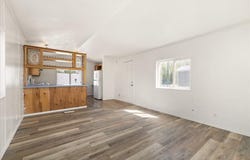 245 W 9th S, Mandan, ND 58554