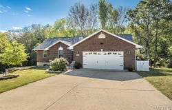 3216 Watson Road, Festus, MO 63028