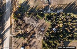 477545 US-95, Ponderay, ID 83852