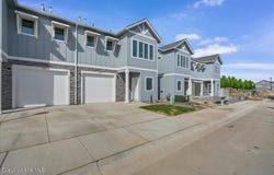 627 N Galbraith Lp, Post Falls, ID 83854