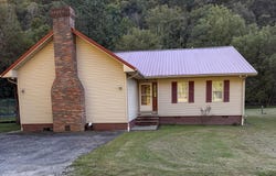 17690 E Big Creek Road, Sidney, KY 41564