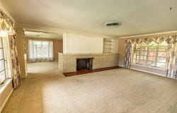 E 322 O'bryant Street, BELLVILLE, TX 77418