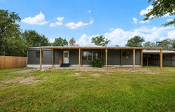 133 Deer Run, Smithville, TX 78957