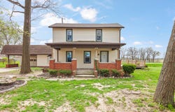 5910 Lyons Highway, Adrian, MI 49221