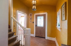 610 N 7th St, Neodesha, KS 66757