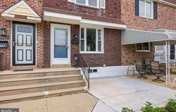 925 MAPLE Avenue, GLENOLDEN, PA 19036