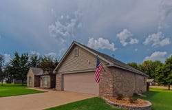 12 Meadowview Dr., Searcy, AR 72143