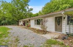 1108 HOFFMASTER Road, KNOXVILLE, MD 21758
