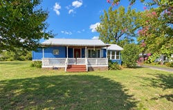 10596 Us Highway 64, London, AR 72847