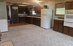 211 S Quarterline Street, Ashley, MI 48806
